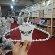 رخت اویز مرواریدی سفید